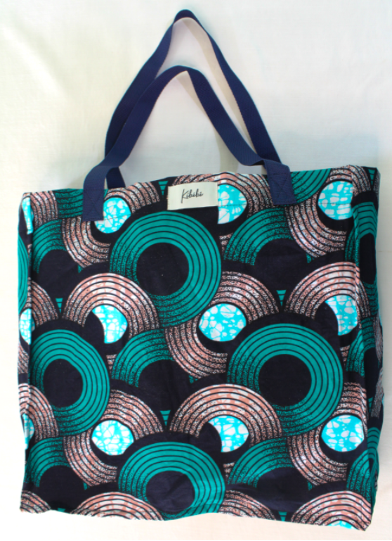 Shopping Bag with Repurposed Plastic Lining